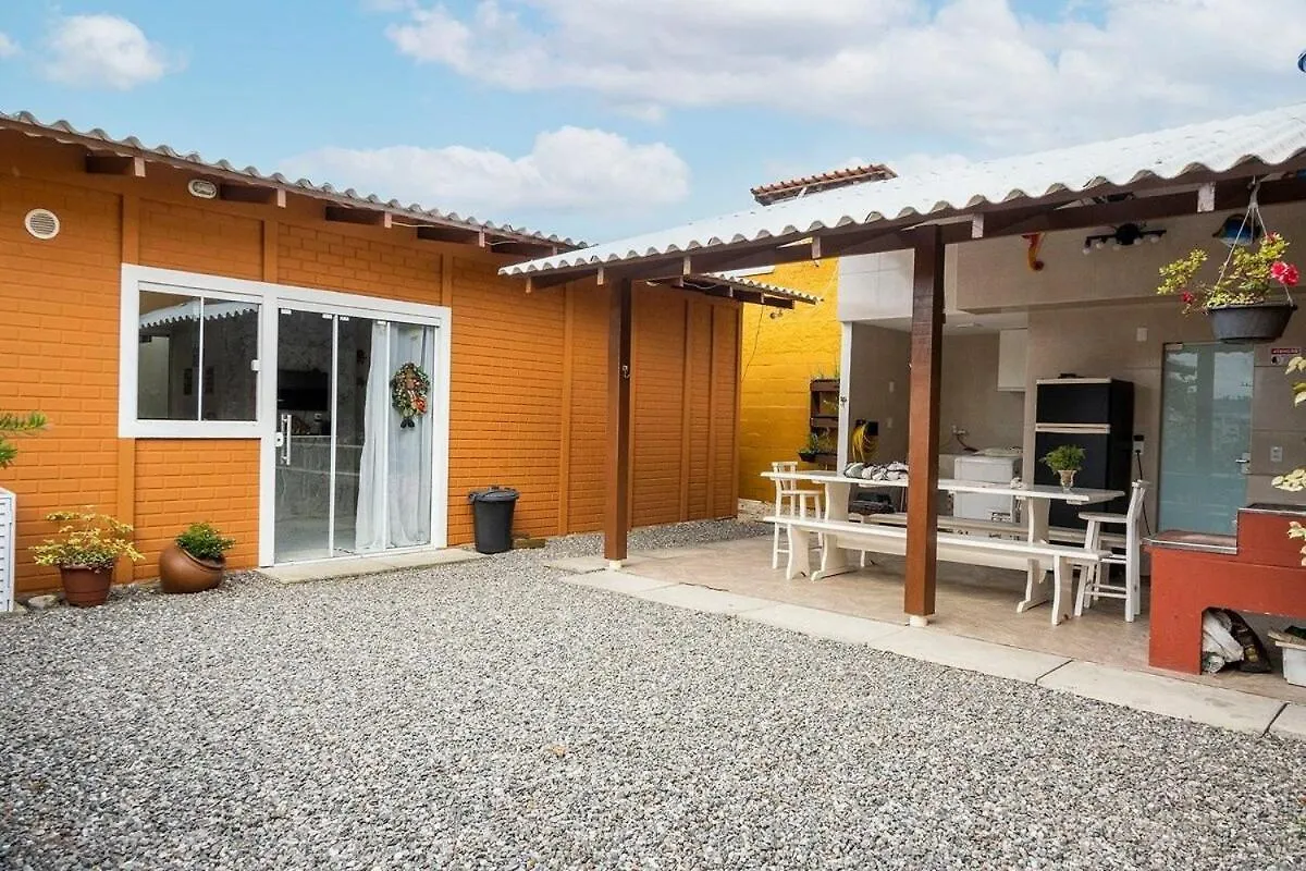 Casa De Ferias Familiar Com Linda Vista A 300M Da Meia Praia De Navegantes 0*,  Brasil